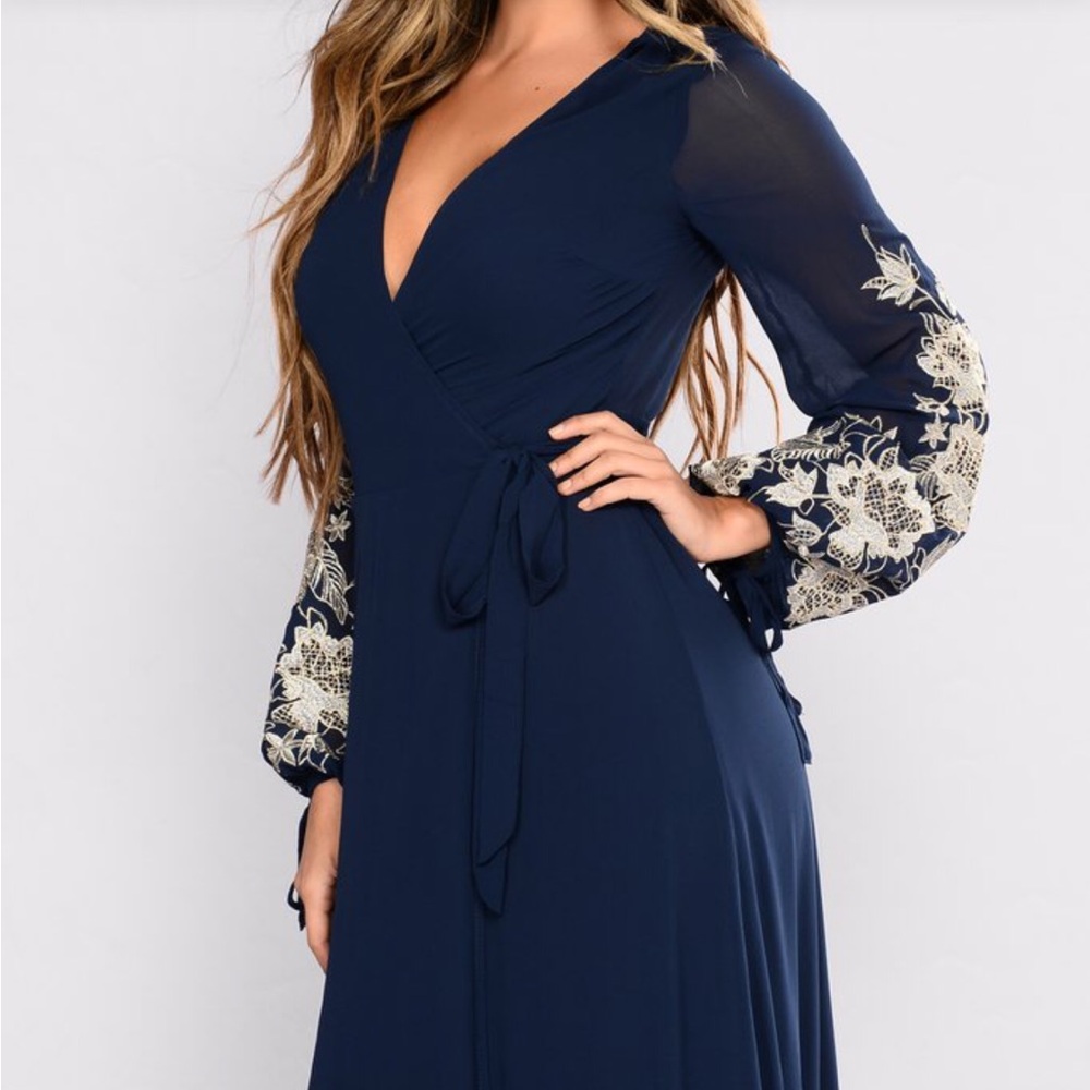 Fashion Nova Deep Blue Floral Sleeve Dress